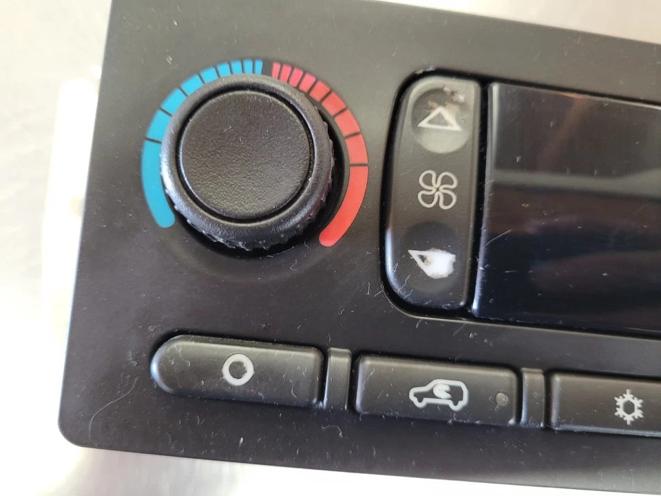 05-06 凯迪拉克凯雷德通用前自动温度控制可选 CJ2 15855848 — 第 2/4 张图片