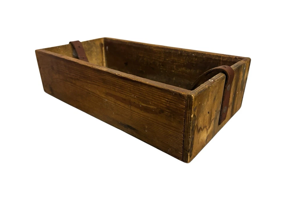 Antigua caja de herramientas de madera primitiva hecha a mano vintage - 40 cm X 20 cm X 10 cm de alto Foto 2 de 4
