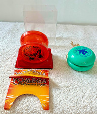 2 YO -YOS -YOMEGA DUNCAN AND MAPLE YO YO BY KLUTZ