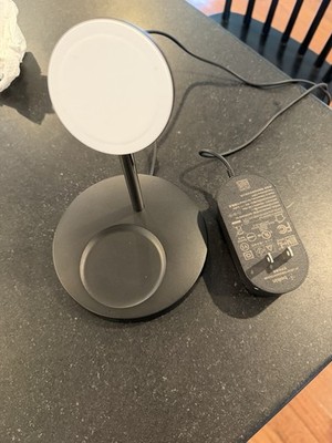 Belkin Boost Charge Pro 2-in-1 Wireless Charger Stand with MagSafe - Black
