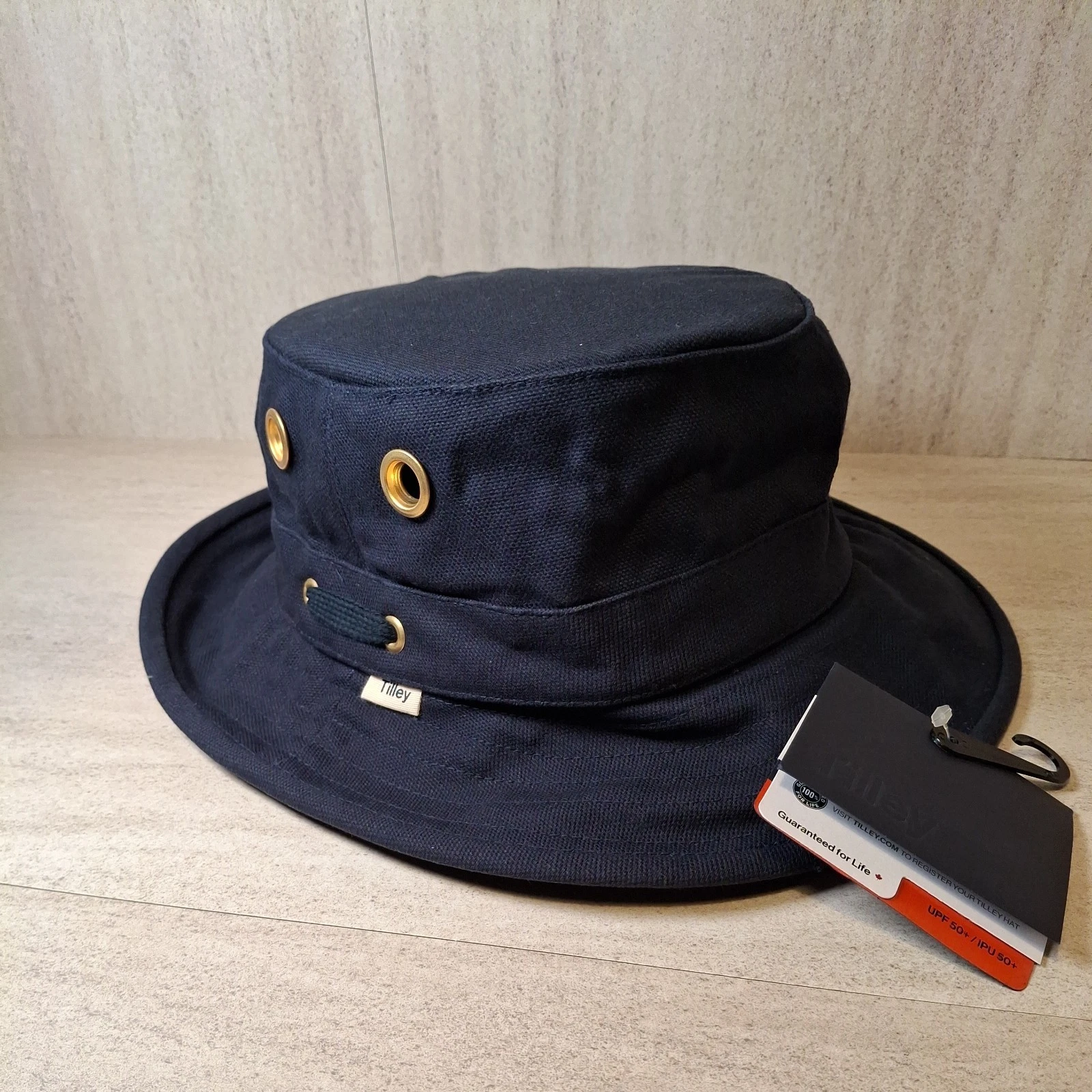 Tilley Hat Iconic T1 Cotton Duck Bucket Hat - Navy Blue Size 7 1/8 New