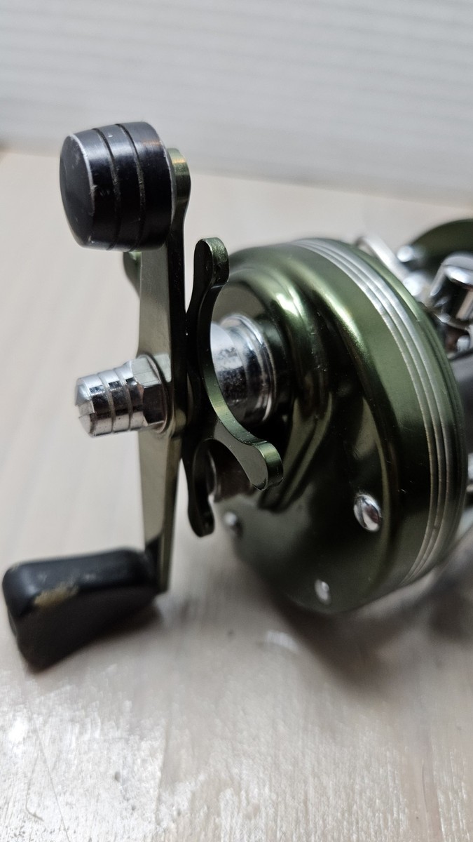 HEDDON MARKⅣ 3200 Heddon Mark IV Model 3200 Vintage Bait Casting Reel Old
