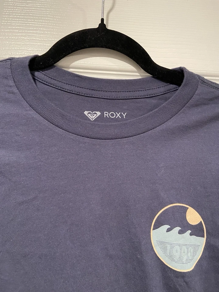 NWT Roxy Size XS Blue Crew Neck Long Sleeve Logo Cropped Tee Shirt Surf Beach 90 - Image 4 of 4