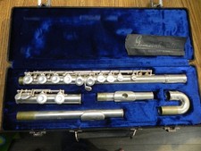 Gemeinhardt Flute with Case   Complete Set, Includes Straight  Curved Headjoint