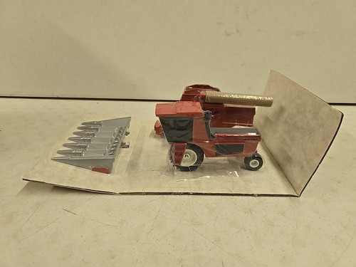 Vintage 1985 Scale Models 1/32 New Idea Uni-System 20th Anniversary Combine NIB - Picture 2 of 16