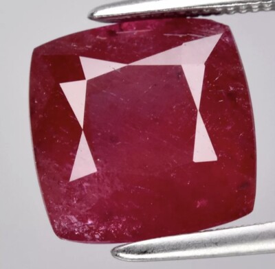 4,67ct 9x9mm Kissen lila rot Rubin Edelstein beheizt