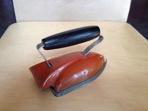 Lady Dover Jr - Vintage Toy Iron - Foto 4 di 8