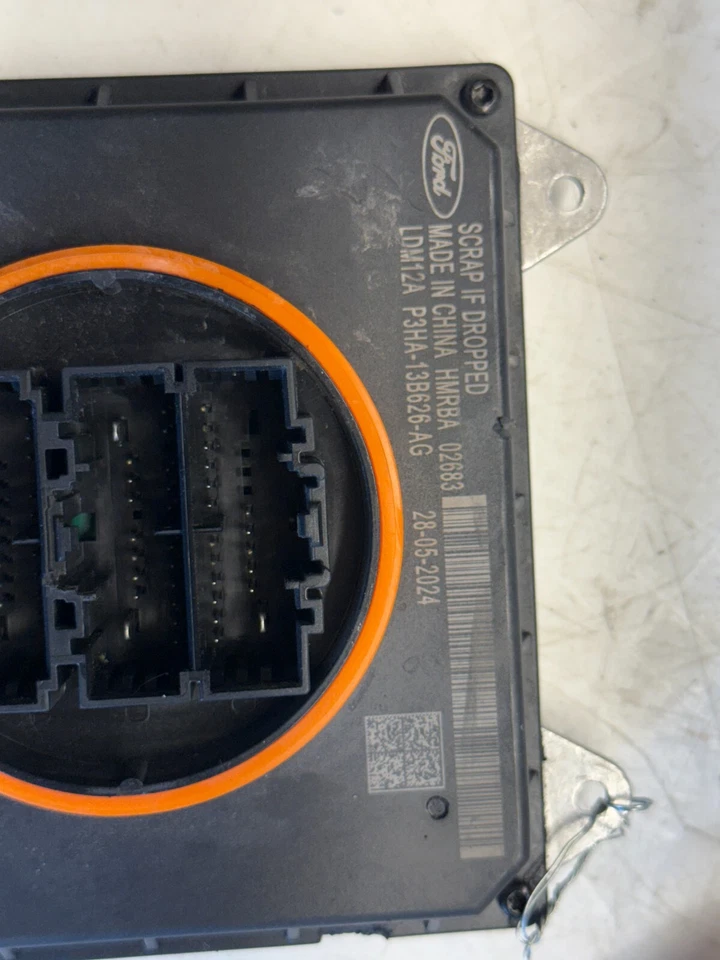 2024-2025 FORD MUSTANG MÓDULO DE FAROS LASTRE LED OEM Foto 4 de 4