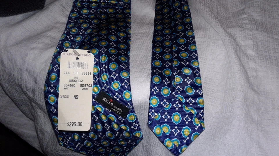 CORBATA DE SEDA KITON NAPOLI hecha a mano en Italia Foto 2 de 3