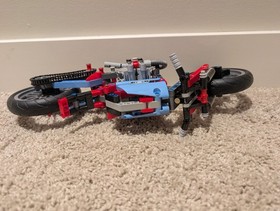 LEGO TECHNIC: Street Motorcycle 42036 Model B