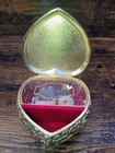 Vintage Japanese porcelain heart-shaped music box — photo 2