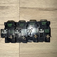 LOT OF 4 Pushmatic Bulldog Gould P120 1 Pole 20 Amp Circuit Breakers 120/240VAC