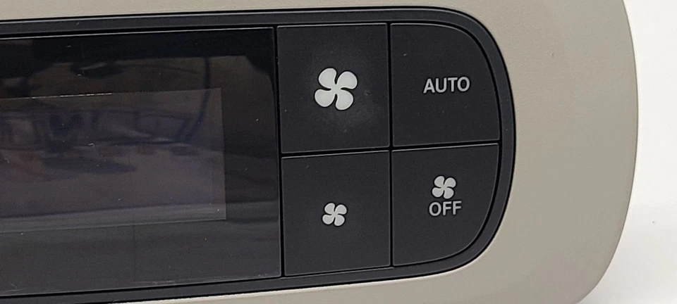 Chrysler Pacifica 2017-2019 control de temperatura trasero Foto 3 de 4