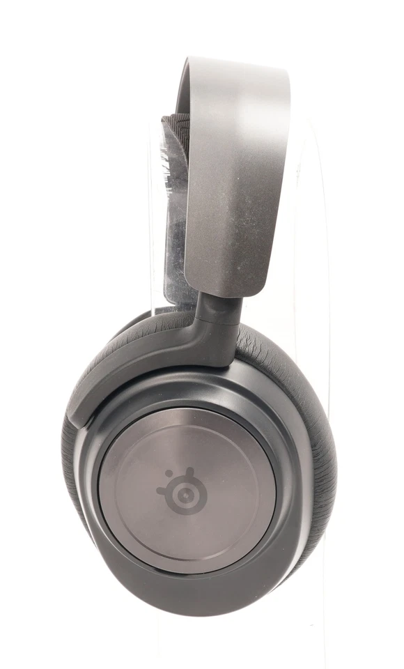 SteelSeries Arctis Nova Pro Gaming Headset for Xbox PC PS4 and PS5 - Image 2 of 4