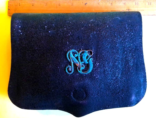 EARLY MILITIA CARTRIDGE BOX WITH "NG" BRASS INSIGNIA