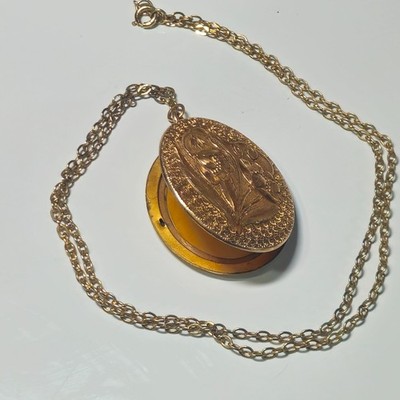 Large 24g ANTIQUE D&C VICTORIAN HEAVY GOLD FILL LOCKET Necklace