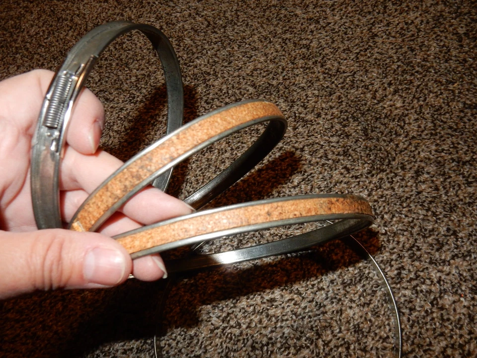 Vintage Round Metal Spring Tension Cork Lined Embroidery Hoops 5" and 7" - Image 4 of 4