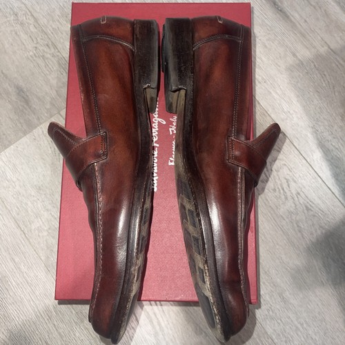 SALVATORE FERRAGAMO men's shoes 10.5 EE Brown leather logo loafer made in Italy. - Picture 6 of 8