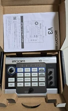 ZOOM V3 Voice Effects Multi-Effect Vocal Processor Voice Changer Working w/box