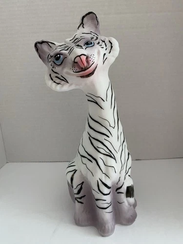 Fenton Gift Shop LE "White Tiger" Alley Cat Figurine by Robin Spindler 2 of 53