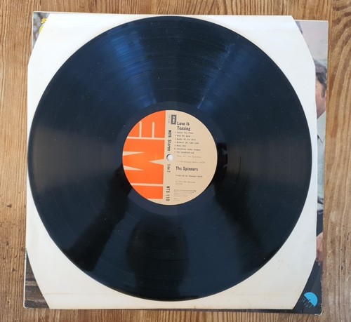 The Spinners "Love Is Teasing" Vinyl Album Very Good Condition - Picture 5 of 15