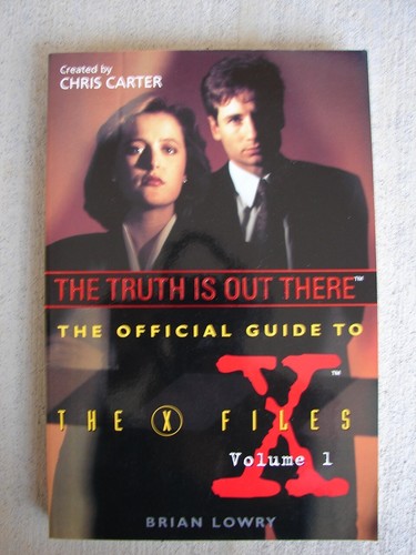 The X-Files Hard and Soft cover 7 book lot Official guide vol 1, 2. 3 Nitpickers - Picture 5 of 16