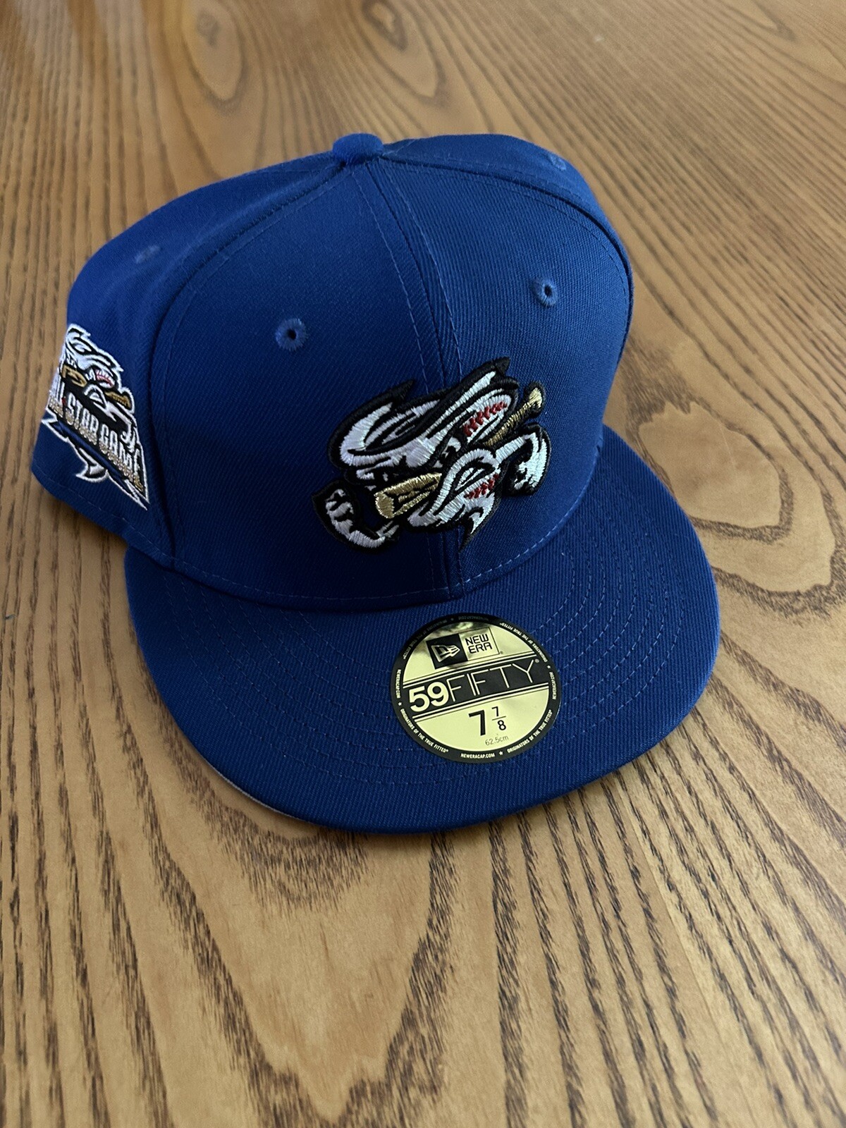 Picture 1 of 6