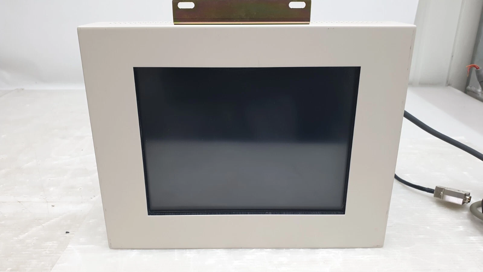 TE6036A7 LCD1012A monitor front view with mounting bracket on top