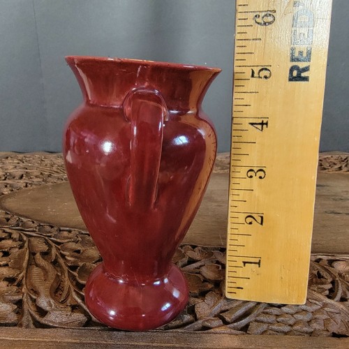 Burgundy 5" 1940's vase Is pottery ceramic curio cabinet grandma red - Picture 10 of 12