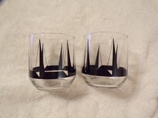 Set of 2 Mid Century Clear Glass with Black Pyramid Design Drinking Gasses Short