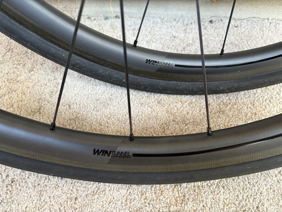 ROVAL CLX 32 Ceramicspeed Carbon Tubeless Rim Brake Wheelset