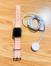 Apple Watch SE 40mm Aluminium Silver Case Unlocked 32GB Pink Silicone Band