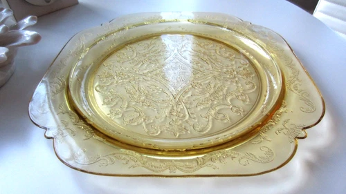 Federal Glass Co. Amber Depression Glass Imperial Dinner Plate 10 1/4"