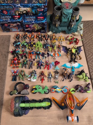 Masters Of The Universe Set He-Man E La Maga Con Veicolo Falco Alato – Action Figure 14 Cm Ispirate Alla Serie Netflix, Giocattolo Collezionabile Per Bambini 4+ Anni, Regalo Motu