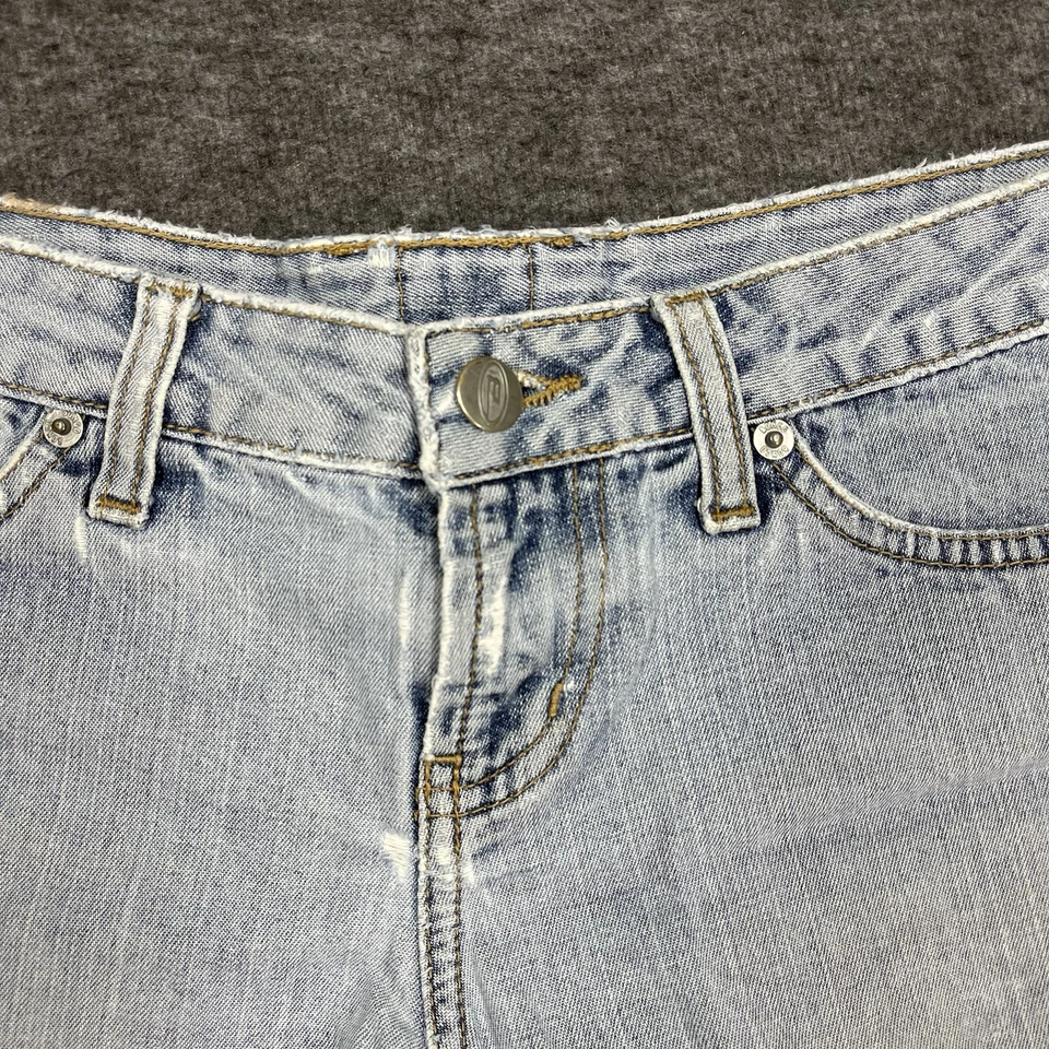 Pantalones Cortos de Jean Y2K Bongo Talla 3 Tiro Bajo 2” Entrepierna Micro Pantalones Cortos Denim Envejecidos Foto 3 de 4