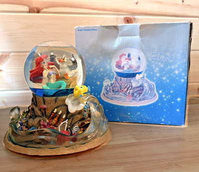 Rare Retired Disney Ariel Treasure Trove Musical Snow Globe Part of Your World