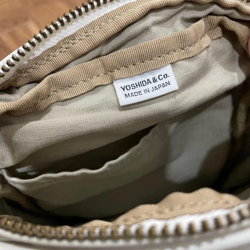 Bolso de Hombro Porter Blanco Nylon Correa Ajustable Usado Foto 4 de 4