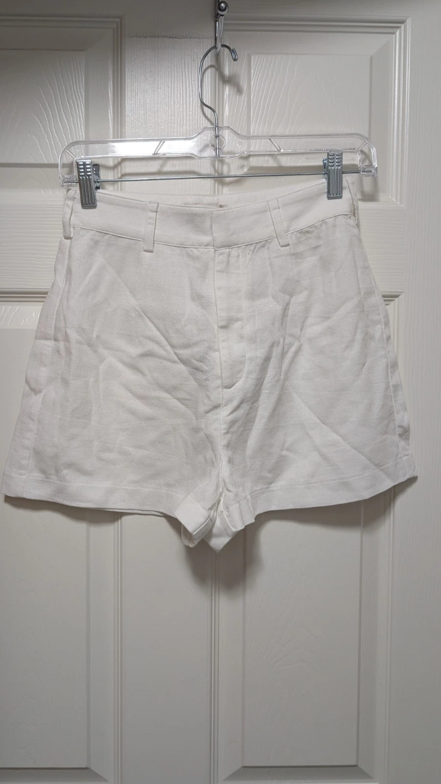 Meshki Jadri Linen Shorts White size XS NWT
Opens in a new window or tab