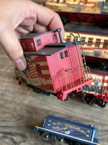 Hawthorne Village Bachmann On30 SPIRIT OF AMERICA EXPRESS 13pcs Trains Loco - Picture 12 of 18