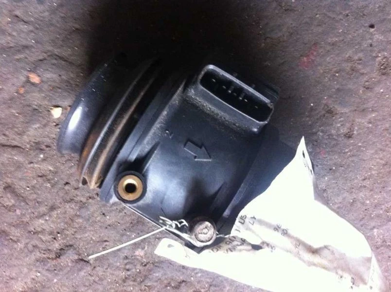 1998 TACOMA РАСХОДОМЕР ВОЗДУХА 6 ЦИЛИНДРОВ 5VZFE ДВИГАТЕЛЬ - Изображение 4 из 4