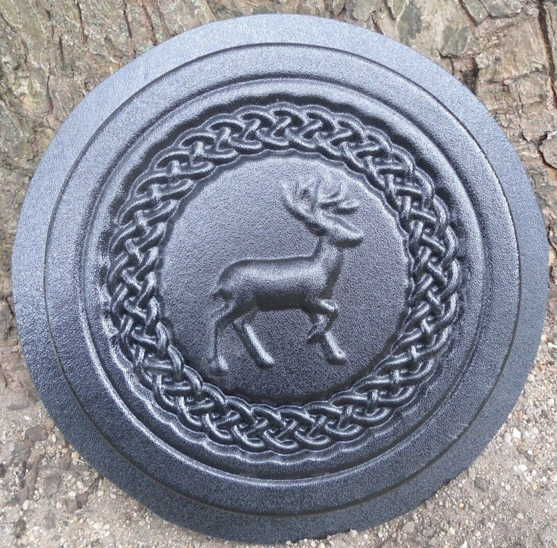 Deer celtic steppingstone mold plastic casting concrete mould  12" x 1.5" thick