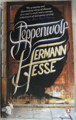 Steppenwolf - Hermann Hesse; Paperback book (Penguin Essentials)