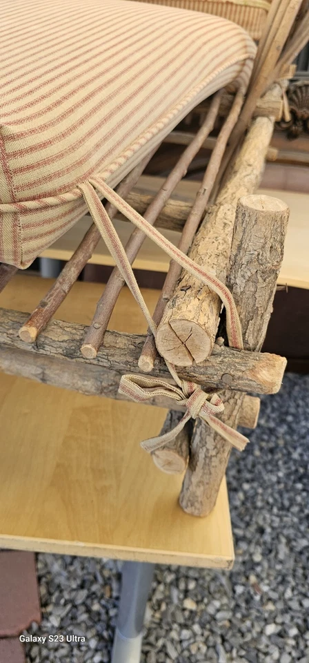 复古贵妃椅有机木材 罕见 54 longx39hx36w-30w 手工制作 舒适 — 第 2/4 张图片