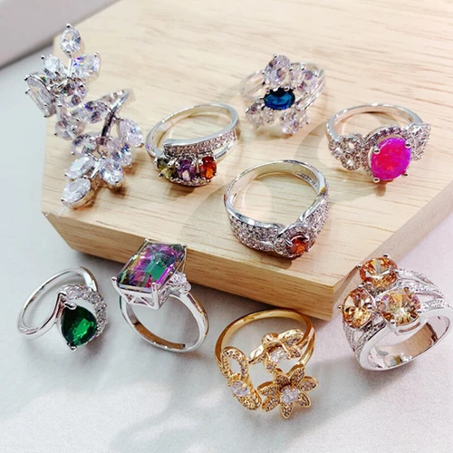 25/50pcs Wholesale Colorful Crystal Mixed Ring Bulk Finger Band Ring Jewelry Lot - product listing photo