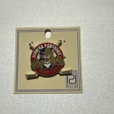 Vintage FLORIDA PANTHERS CIRCLE LOGO LAPEL PIN NHL Peter David HOCKEY 