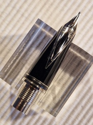 Sheaffer 18K / 750 Rhodiniert Feder    F  