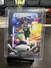 2026 Topps Chrome Cosmic Basketball Giannis Antetokounmpo Space Walk Refractor C