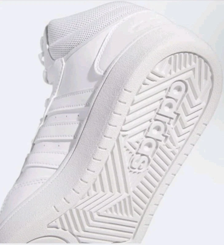 Adidas Women Triple White Basketball Sneakers Trainers Shoes Size 6.5 New In Box - Image 4 of 4