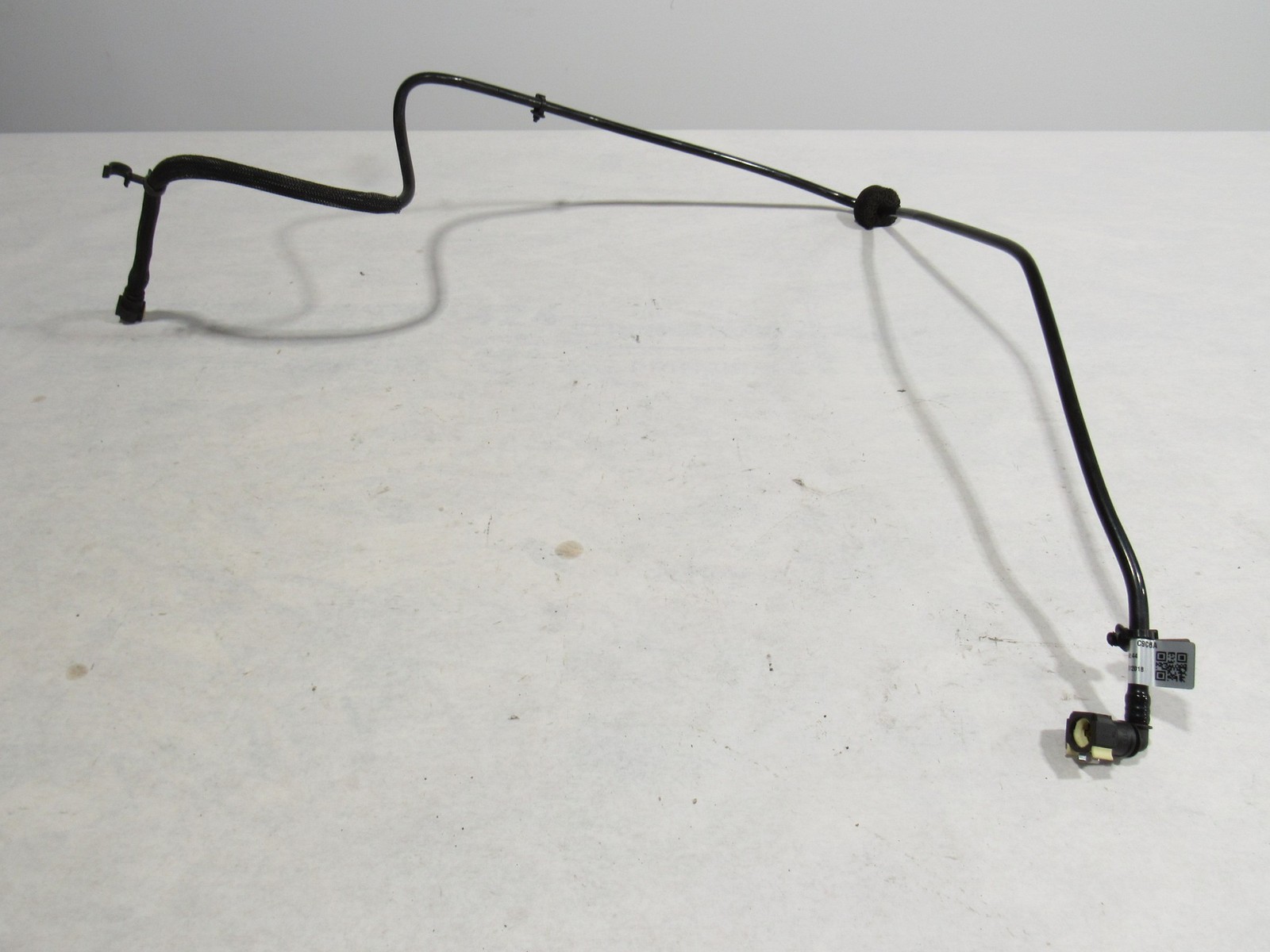 18-21 Aston Martin Vantage 2019 4.0L Fuel Feed Hose Pipe Line :O