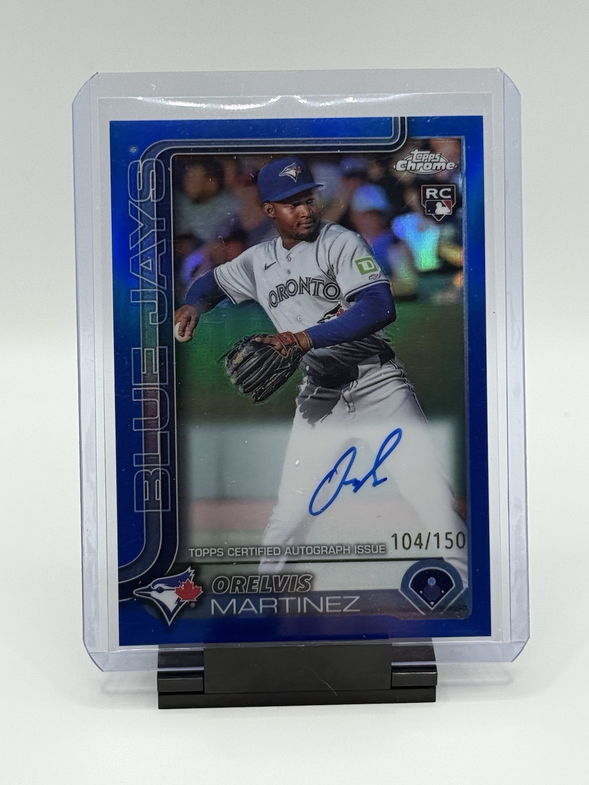2025 Topps Chrome - Rookie Autographs Orelvis Martinez #RA-OM Blue /150